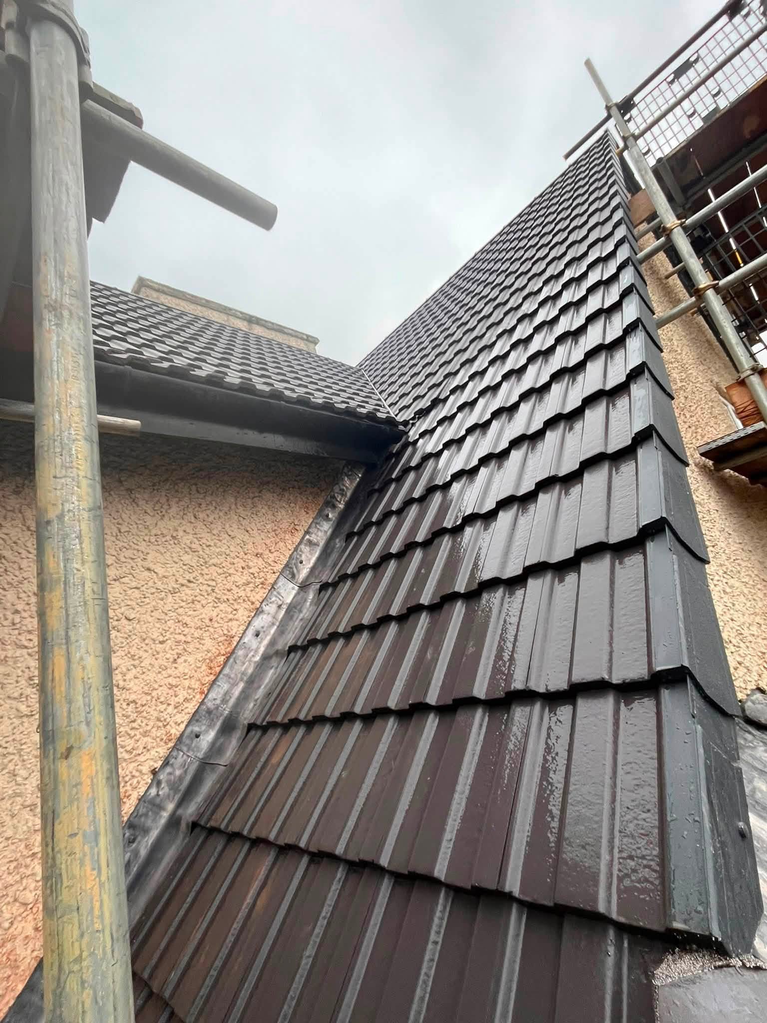 Tiled roof detail completed by K. Wright Roofing Services